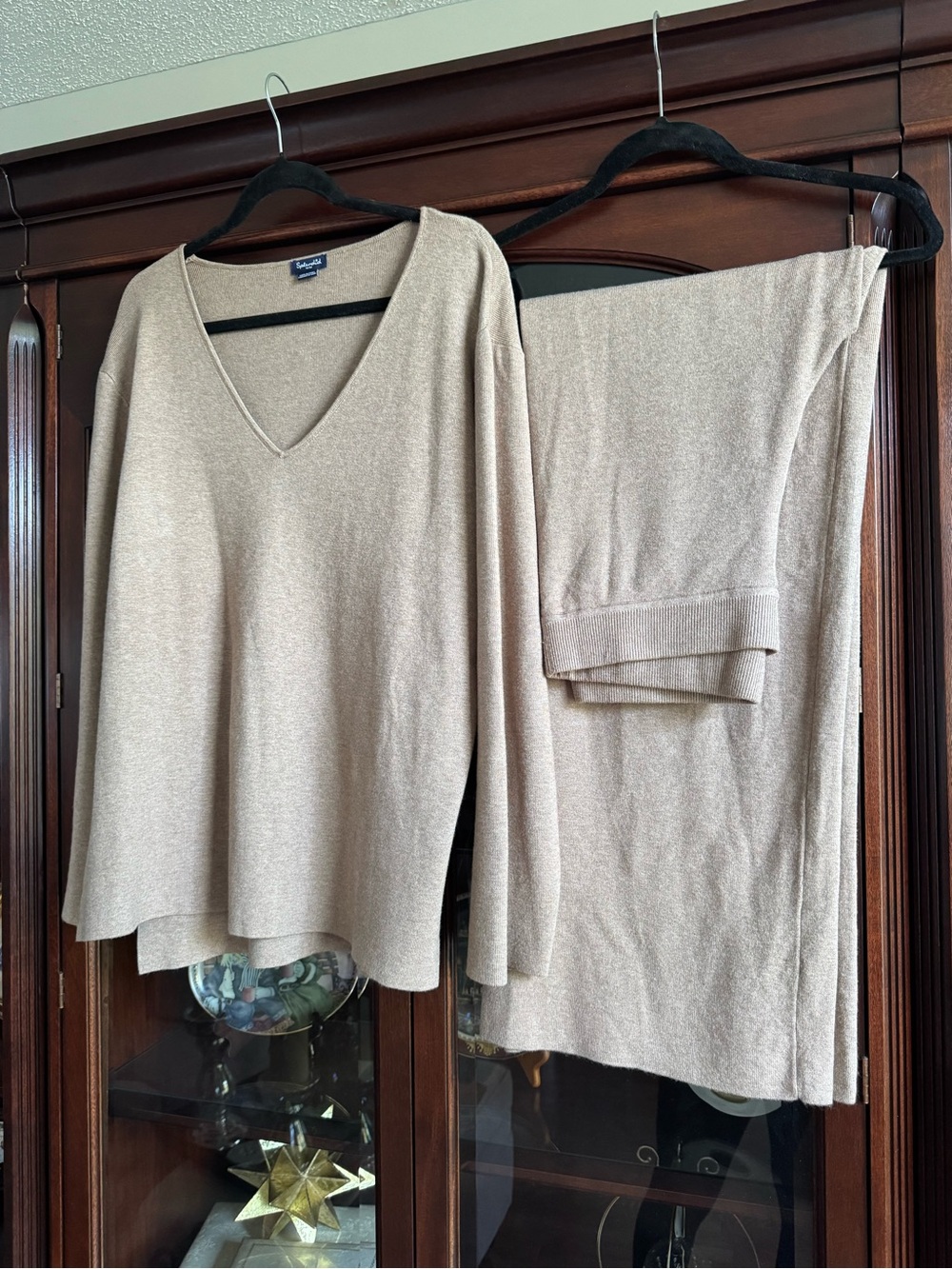 Splendid Taupe V-Neck Knit Lounge Set